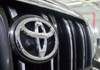 lockout halts toyota car production in india -... lockout halts toyota car production in india -...