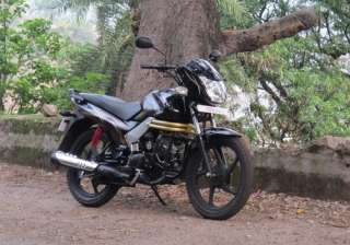 mahindra centuro gets over 30 000 plus bookings... mahindra centuro gets over 30 000 plus bookings...
