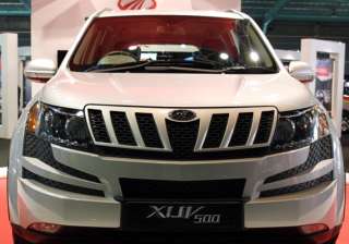 mahindra unveils xuv 500 in indore - India TV mahindra unveils xuv 500 in indore - India TV