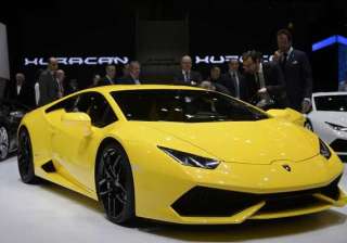 review lamborghini s huracan sleek throughout -... review lamborghini s huracan sleek throughout -...