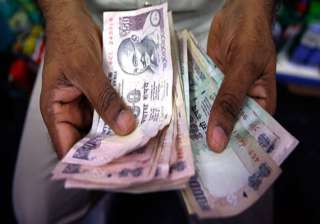 rupee up 29 paise to seven week high of 61.44... rupee up 29 paise to seven week high of 61.44...
