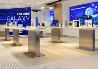 samsung reports record high profit for q3 - India... samsung reports record high profit for q3 - India...
