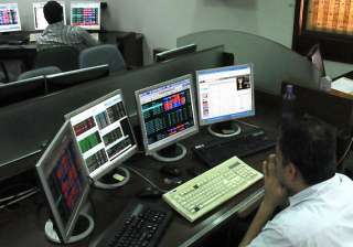 sensex down 34 points investors fear poor q3... sensex down 34 points investors fear poor q3...