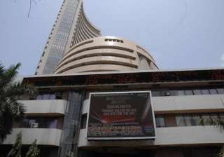sensex tanks 371 pts on profit booking - India TV sensex tanks 371 pts on profit booking - India TV