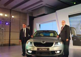 skoda octavia launched at rs 13.95 lakh - India TV skoda octavia launched at rs 13.95 lakh - India TV