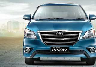 toyota innova facelift launched at rs 12.45 lakh... toyota innova facelift launched at rs 12.45 lakh...