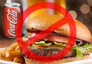 watch what you re eating junk food is real junk -... watch what you re eating junk food is real junk -...