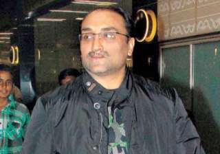 aditya chopra looking for unique dhoom 3... aditya chopra looking for unique dhoom 3...