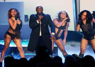 akon wants to act in bollywood movies - India TV akon wants to act in bollywood movies - India TV