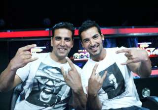 akshay happy as john plays lead in welcome back -... akshay happy as john plays lead in welcome back -...