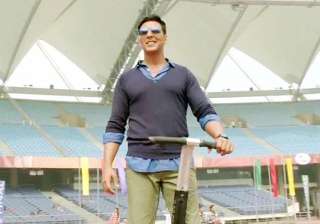 know who slapped akshay kumar in holiday - India... know who slapped akshay kumar in holiday - India...