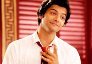 ali fazal doesn t regret choosing bobby jasoos... ali fazal doesn t regret choosing bobby jasoos...