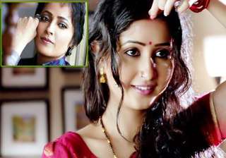 ammaji meghna malik goes modern in gustakh dil -... ammaji meghna malik goes modern in gustakh dil -...