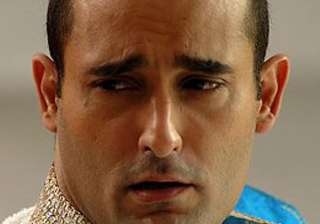 bollywood actor akshay khanna duped of rs 50 lakh... bollywood actor akshay khanna duped of rs 50 lakh...