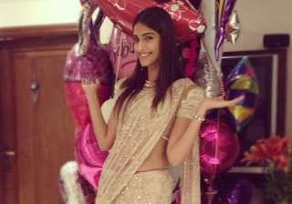 sonam kapoor turns 27 - India TV sonam kapoor turns 27 - India TV