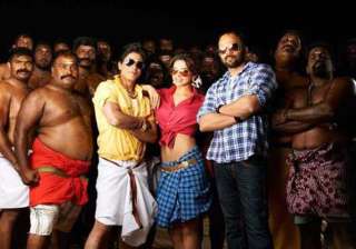 chennai express smashes records mints rs 33.12 cr... chennai express smashes records mints rs 33.12 cr...