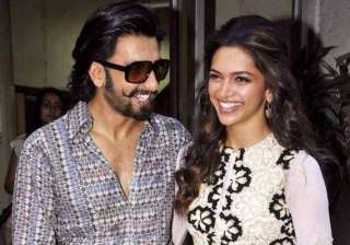 deepika stay over at ranveer s residence see pics... deepika stay over at ranveer s residence see pics...
