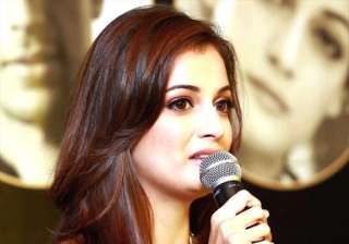 dia mirza says bobby jasoos a female oriented... dia mirza says bobby jasoos a female oriented...