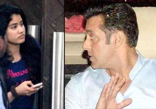 did salman khan visit sridevi s house to offer... did salman khan visit sridevi s house to offer...