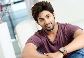 dishy dude ruslaan mumtaz meets his no.1 fan -... dishy dude ruslaan mumtaz meets his no.1 fan -...