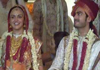 esha gets married to beau bharat in hindu... esha gets married to beau bharat in hindu...