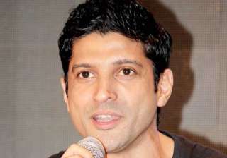 farhan akhtar working with vidya wonderful... farhan akhtar working with vidya wonderful...