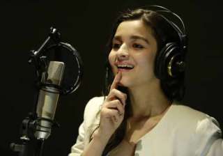 highway not an ordinary experience for alia bhatt... highway not an ordinary experience for alia bhatt...