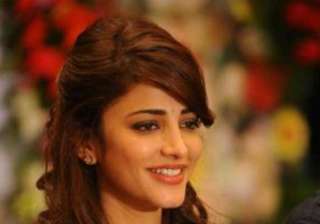 in ramayya shruti not playing negative role... in ramayya shruti not playing negative role...