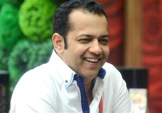 bigg boss halla bol rahul mahajan leaves the show... bigg boss halla bol rahul mahajan leaves the show...