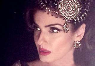 ranbir kapoor s bombay velvet raveena tandon out... ranbir kapoor s bombay velvet raveena tandon out...