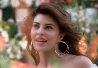 roy s chittiyaan kalaiyaan song out watch video -... roy s chittiyaan kalaiyaan song out watch video -...