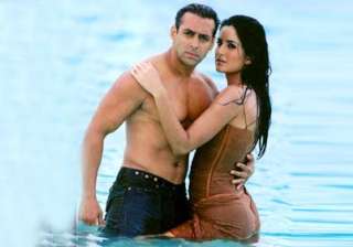 it s official salman katrina have called it quits... it s official salman katrina have called it quits...