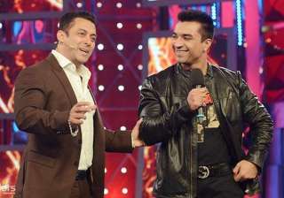 bigg boss halla bol ajaz khan kicked out of the... bigg boss halla bol ajaz khan kicked out of the...