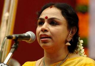 carnatic singer sudha raghunathan gets padma... carnatic singer sudha raghunathan gets padma...