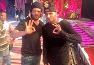 shah rukh on honey singh i haven t had a fight... shah rukh on honey singh i haven t had a fight...