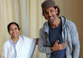 hrithik meets mamata promises to attend kolkata... hrithik meets mamata promises to attend kolkata...