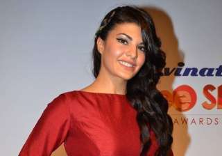 jacqueline lost shoes worth rs 2 lakh while... jacqueline lost shoes worth rs 2 lakh while...