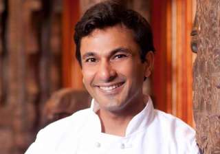 chef vikas khanna approached for hollywood biopic... chef vikas khanna approached for hollywood biopic...