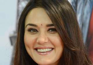 preity zinta misses kite flying - India TV preity zinta misses kite flying - India TV