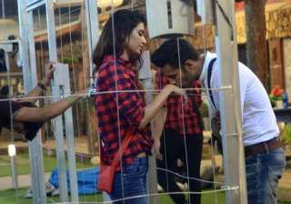 bigg boss 8 halla bol day 13 karishma tanna... bigg boss 8 halla bol day 13 karishma tanna...