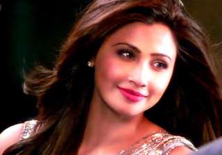 daisy shah positive about 2015 - India TV daisy shah positive about 2015 - India TV
