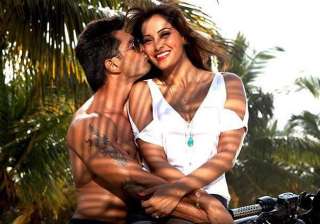 there was no question of discomfort with karan... there was no question of discomfort with karan...