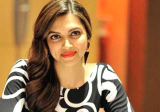 deepika padukone from shantipriya to mohini an... deepika padukone from shantipriya to mohini an...