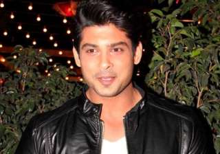 actor siddharth shukla fined for drunk driving -... actor siddharth shukla fined for drunk driving -...
