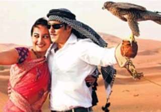 salman khan holds up dubai metro by an hour -... salman khan holds up dubai metro by an hour -...