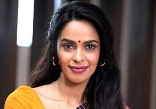 bigg boss halla bol mallika sherawat to promote... bigg boss halla bol mallika sherawat to promote...