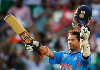sachin tendulkar birthday b town showers master... sachin tendulkar birthday b town showers master...