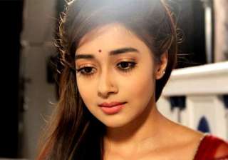 tina dutta breaks down on last day of uttaran -... tina dutta breaks down on last day of uttaran -...