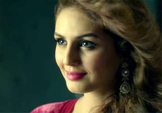 huma qureshi is different and dark in badlalpur -... huma qureshi is different and dark in badlalpur -...