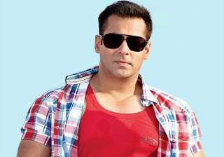 salman khan arms act case actor declares himself... salman khan arms act case actor declares himself...